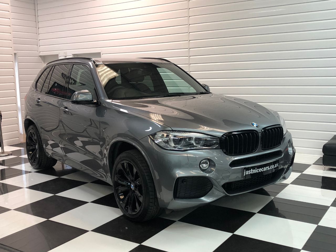 BMW X5 3.0 xDrive40d M Sport 5dr Auto Estate Diesel Space Grey