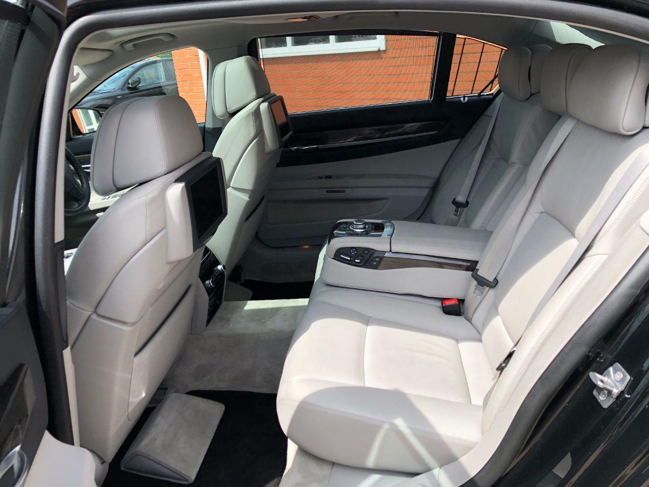 BMW 7 Series 3.0 740Li 4dr Auto £10,300 Of Options Saloon Petrol Sapphire Black Metallic