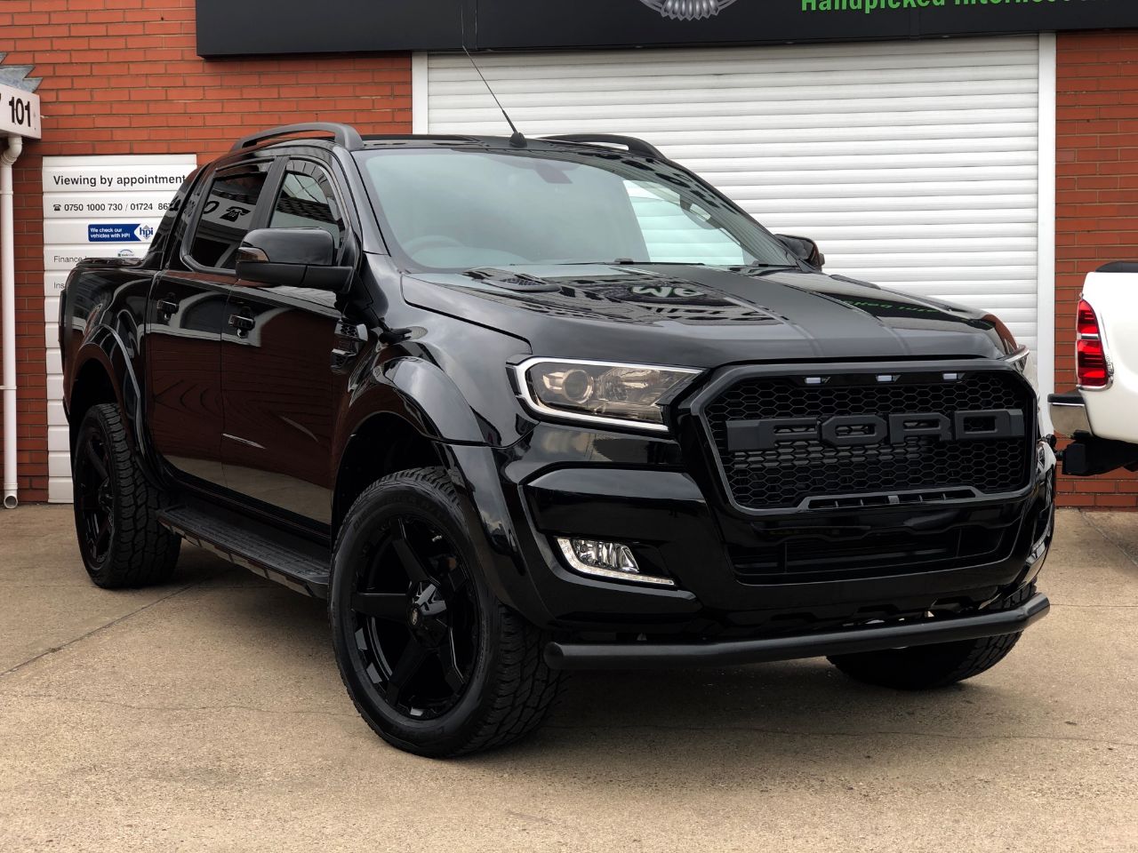 Ford Ranger Wildtrak Auto 3.2 TDCI MA-SV Black Edition Pick Up Diesel Black
