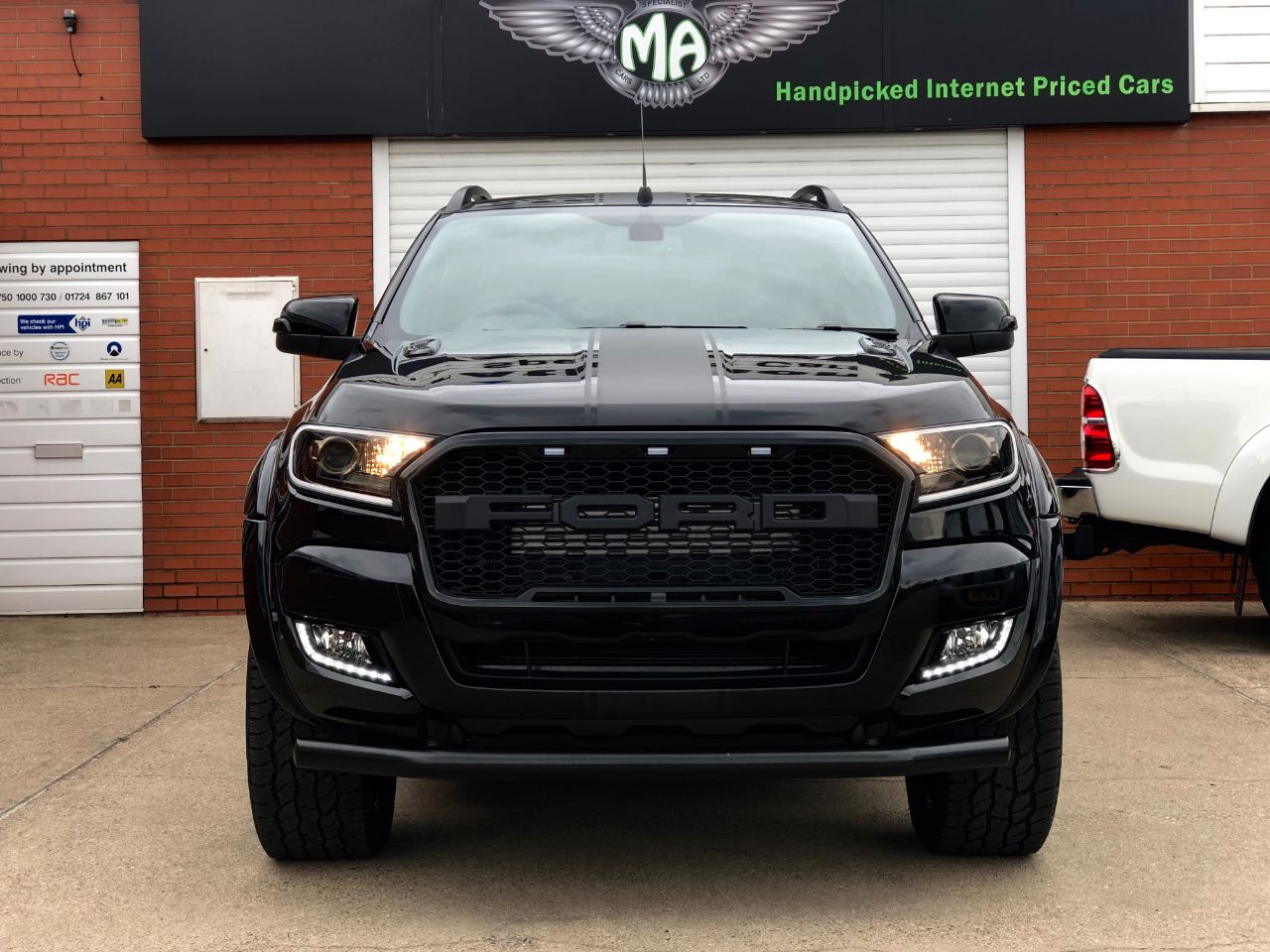 Ford Ranger Wildtrak Auto 3.2 TDCI MA-SV Black Edition Pick Up Diesel Black