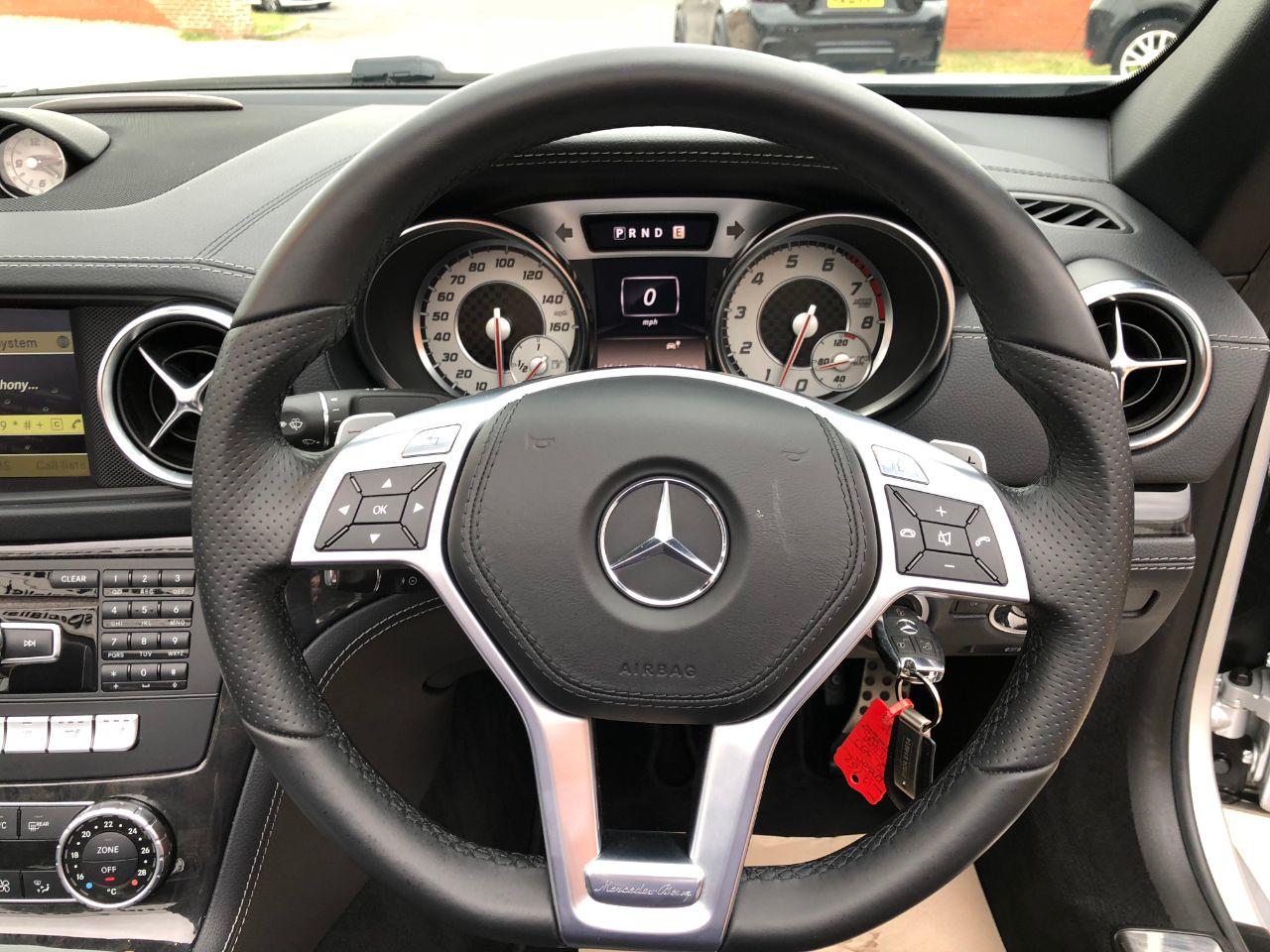 Mercedes-Benz SL Class SL350 3.5 V6 Automatic 2dr Convertible Petrol Iridium Silver