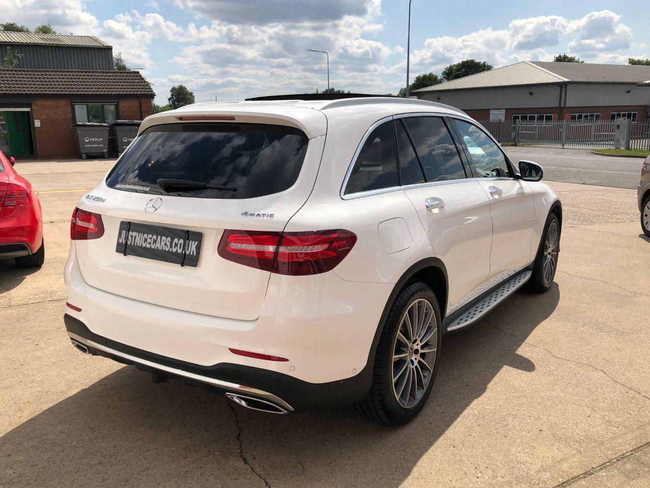 Mercedes-Benz GLC 2.1 GLC 250d 4Matic AMG Line Premium 5dr 9G-Tronic Estate Diesel White