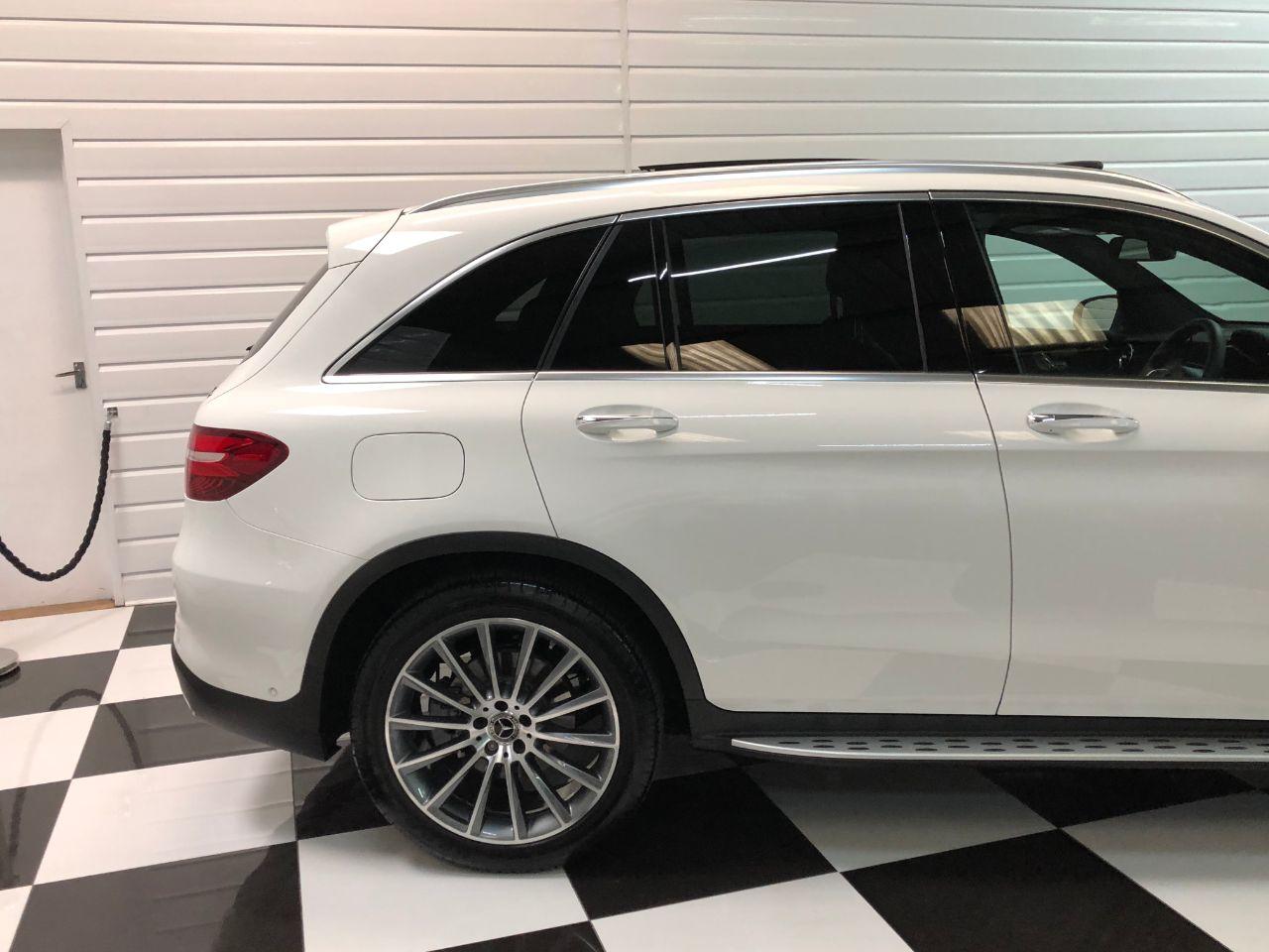 Mercedes-Benz GLC 2.1 GLC 250d 4Matic AMG Line Premium 5dr 9G-Tronic Estate Diesel White