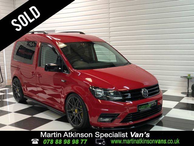 Volkswagen Caddy Life SWB Highline 5 Seat Kombi Van 2.0 TDI 5dr Combi Van Diesel Cherry Red