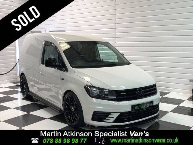 Volkswagen Caddy 2.0 TDI BlueMotion Tech 102PS R Styling Pack Van Panel Van Diesel Candy White