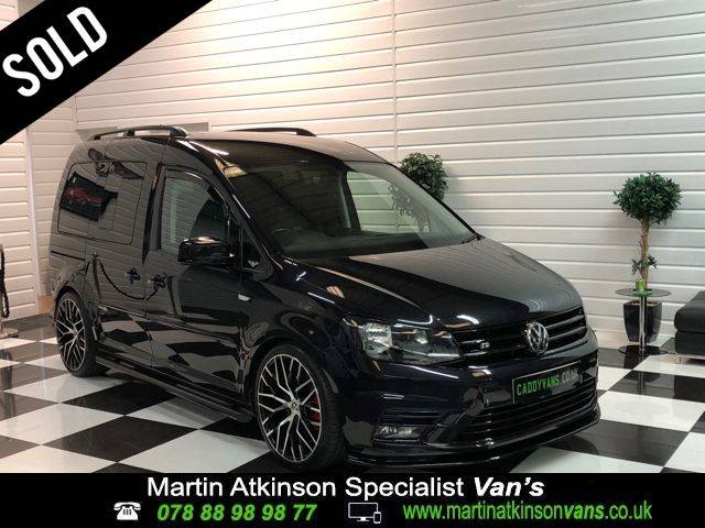 Volkswagen Caddy Life 2.0 20 TDi 5 Seater Kombi Manual Diesel Combi Van Diesel Deep Black Pearl