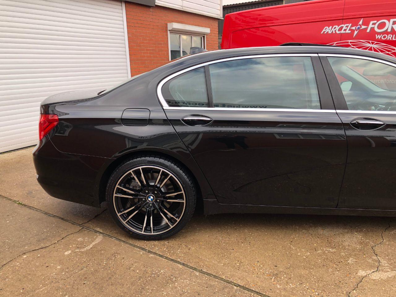 BMW 7 Series 3.0 740Li 4dr Auto £10,300 Of Options Saloon Petrol Sapphire Black Metallic