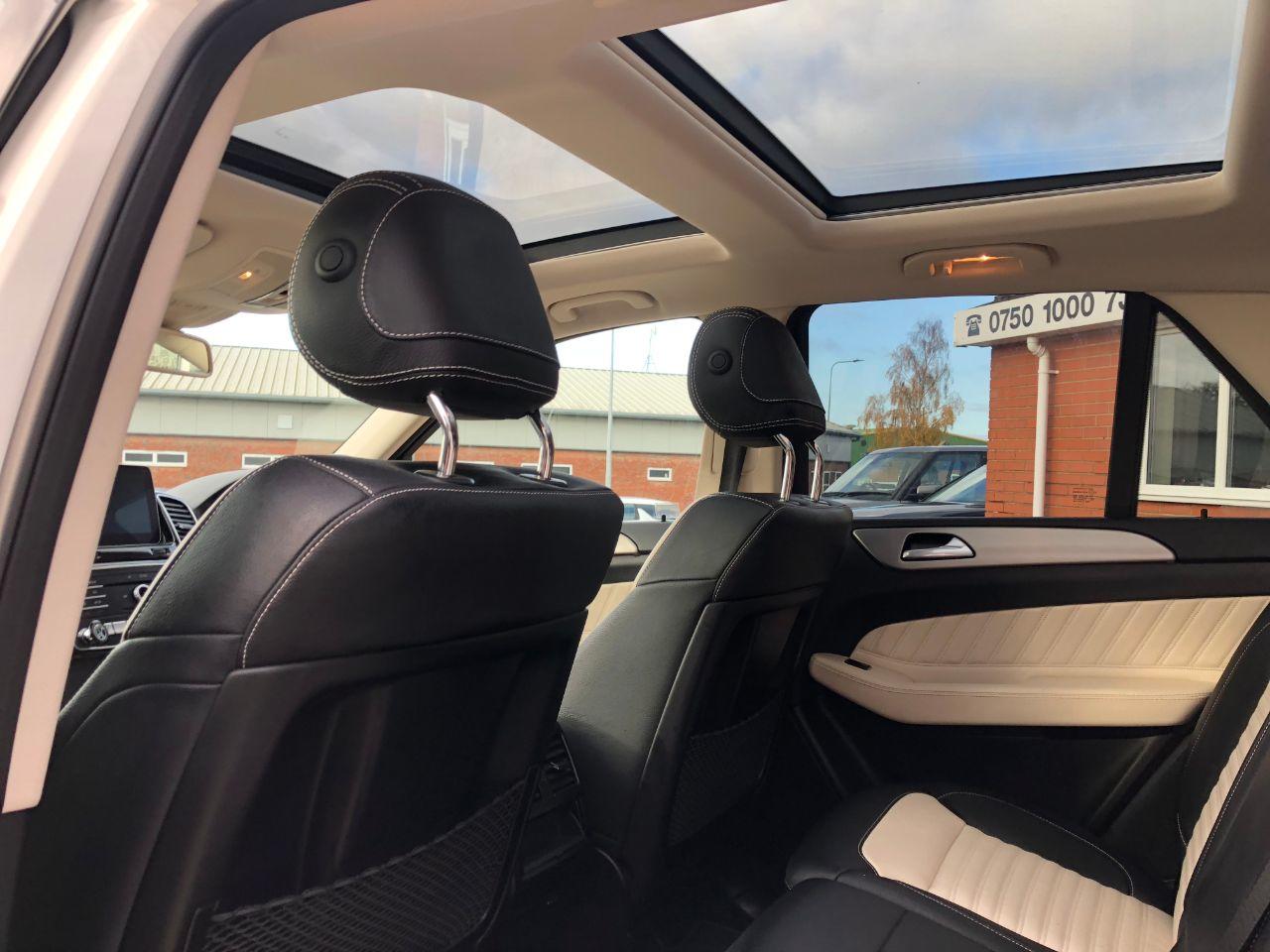 Mercedes-Benz GLE GLE350d 3.0 V6 AMG Line Premium Plus 4Matic 9G-Tronic Automatic Estate Diesel Designo Diamond White Metallic