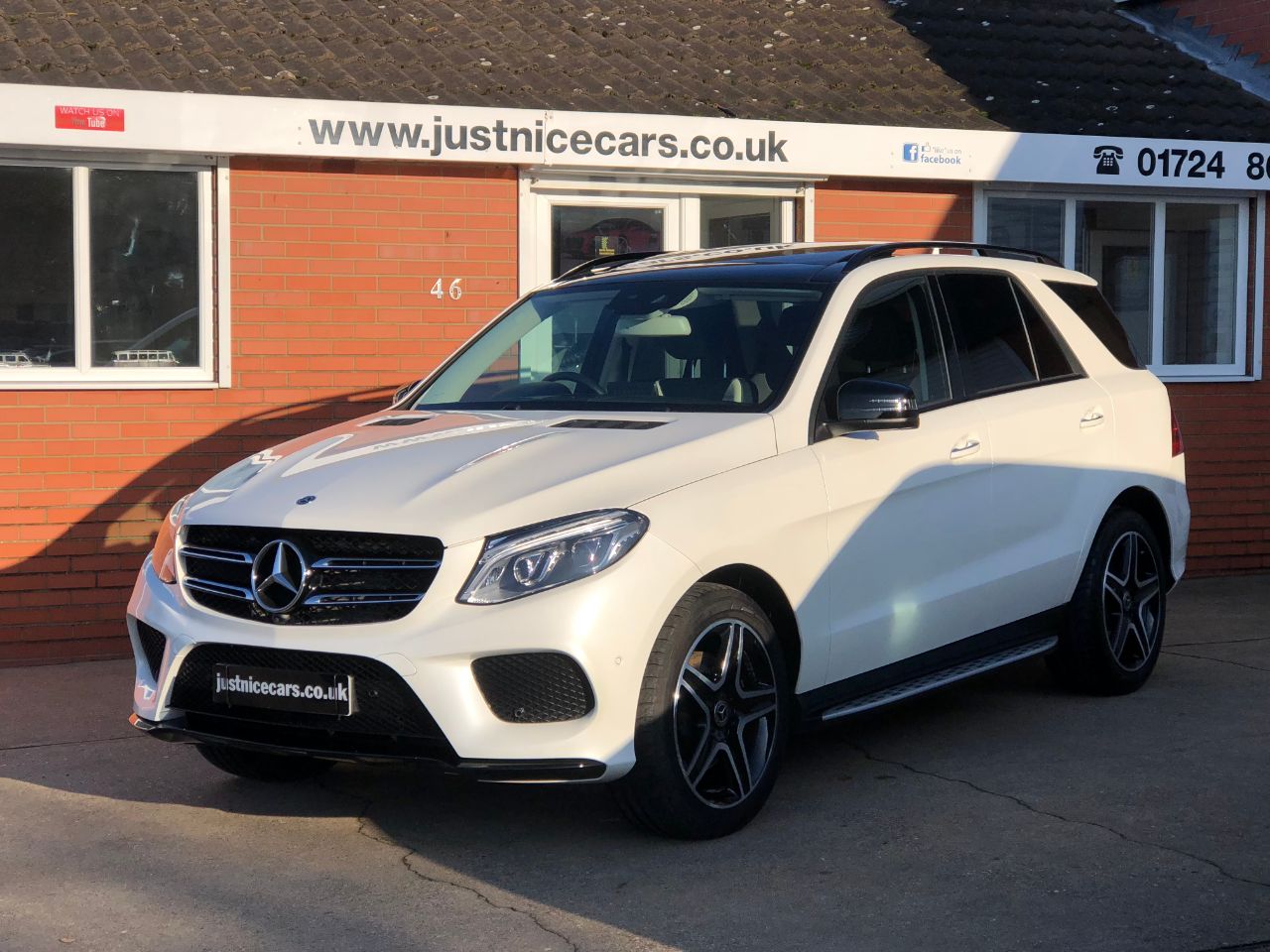 Mercedes-Benz GLE GLE350d 3.0 V6 AMG Line Premium Plus 4Matic 9G-Tronic Automatic Estate Diesel Designo Diamond White Metallic