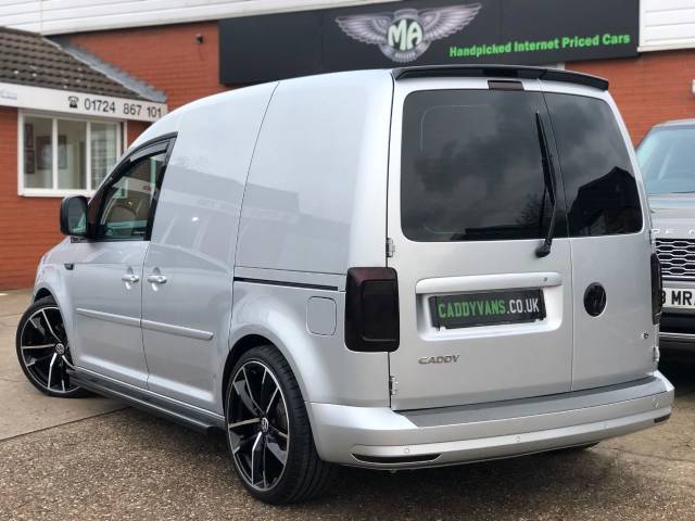 2016 Volkswagen Caddy 2.0 TDI BlueMotion Tech 102PS Highline Van DSG R STYLING PACK