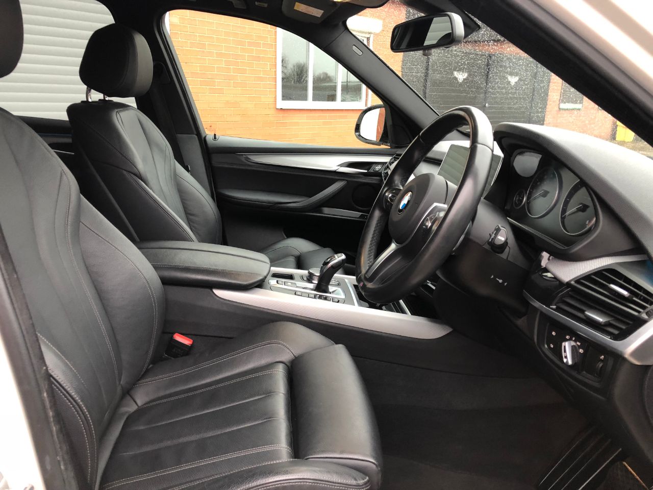 BMW X5 3.0 xDrive30d M Sport 7 Seater Automatic Estate Diesel Alpine White