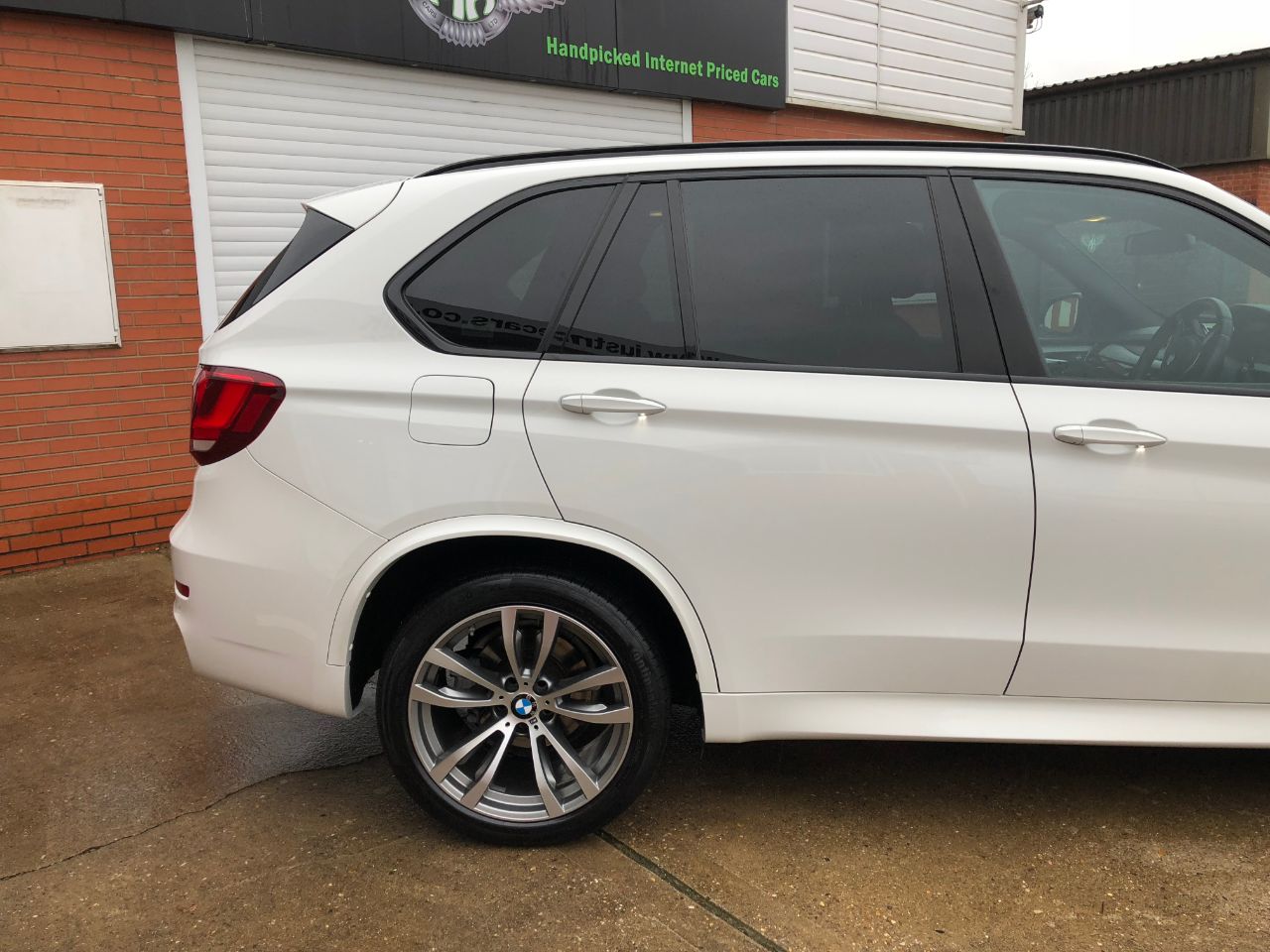 BMW X5 3.0 xDrive30d M Sport 7 Seater Automatic Estate Diesel Alpine White