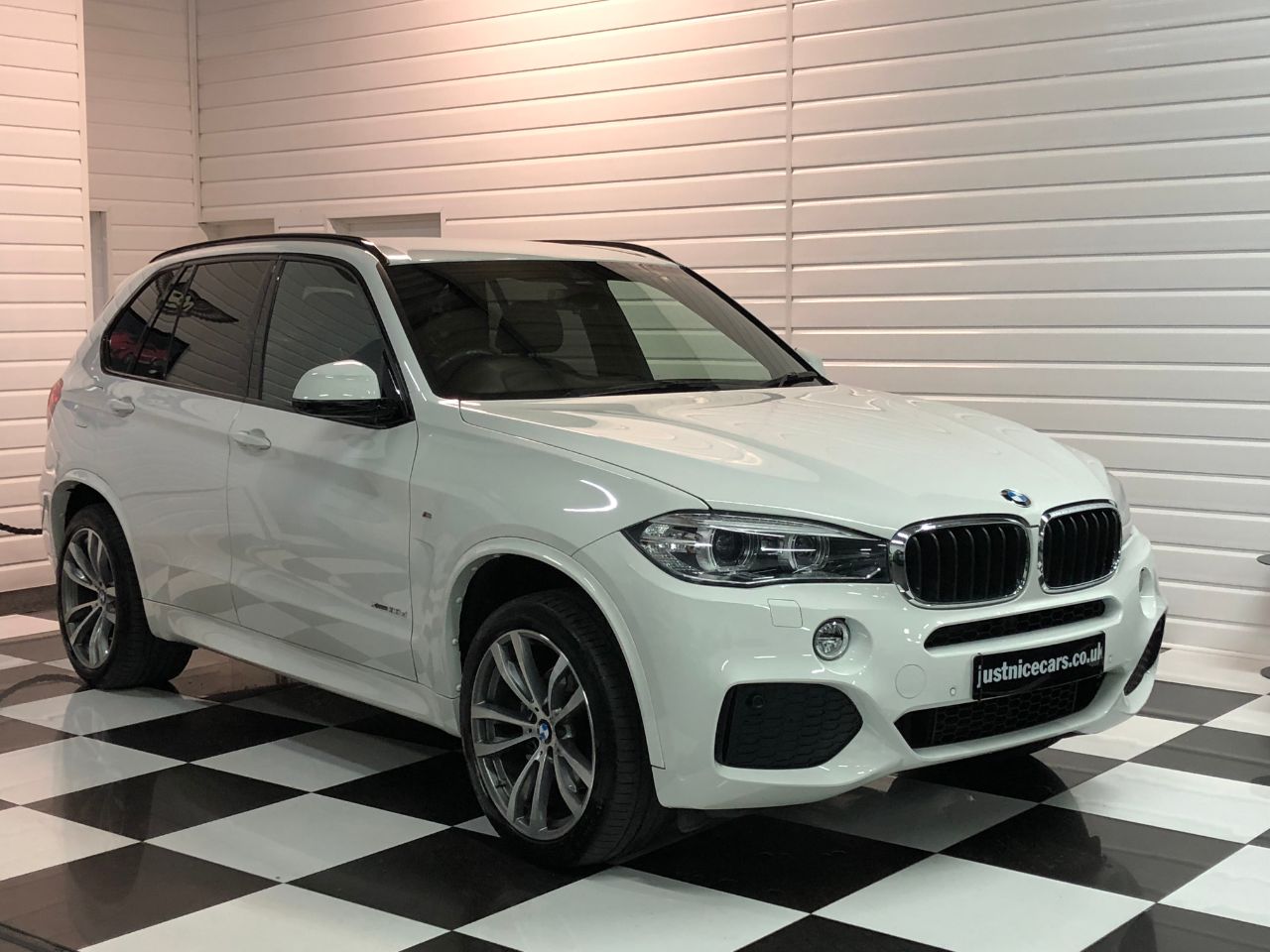 BMW X5 3.0 xDrive30d M Sport 7 Seater Automatic Estate Diesel Alpine White